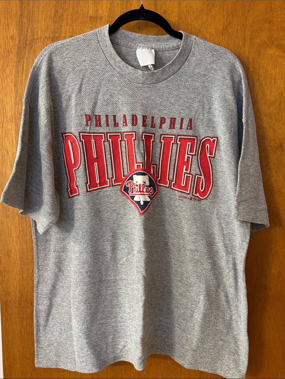 1990’s Vintage Philadelphia Phillies Gray Graphic Tee - Red Logo- Waffle Knit